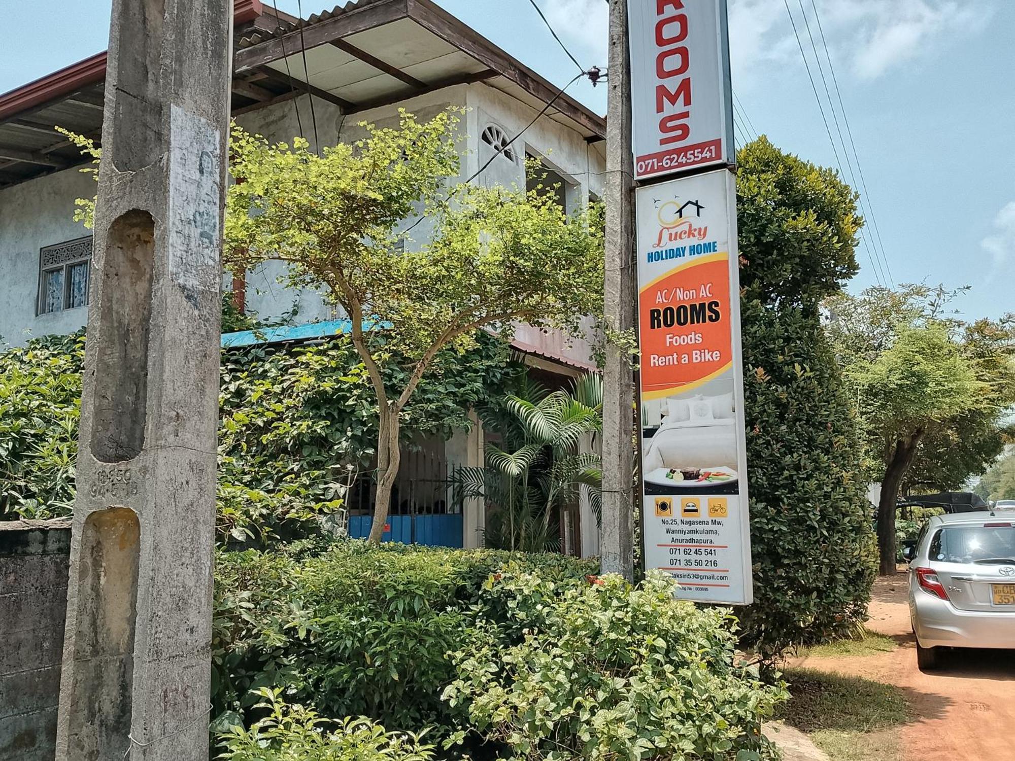 Lucky Holiday Home Anuradhapura Exterior foto